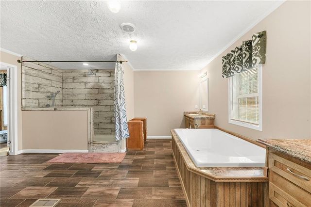 152 Duck Pond Road, Roopville, GA 30170