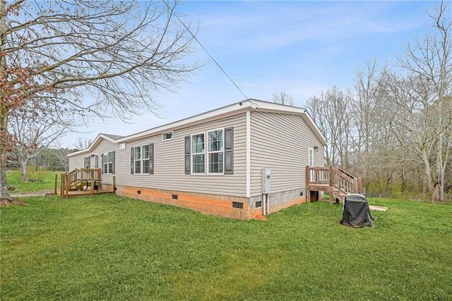 152 Duck Pond Road, Roopville, GA 30170