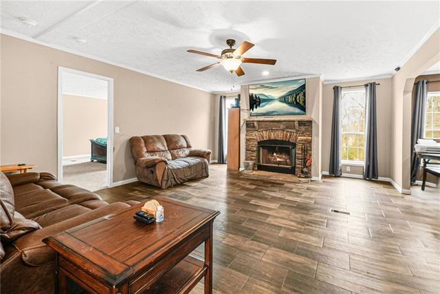 152 Duck Pond Road, Roopville, GA 30170