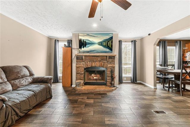 152 Duck Pond Road, Roopville, GA 30170