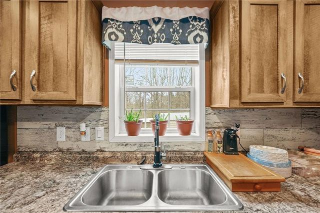 152 Duck Pond Road, Roopville, GA 30170