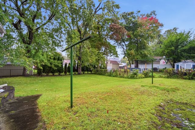 96 Stewart St, Chicopee, MA 01020