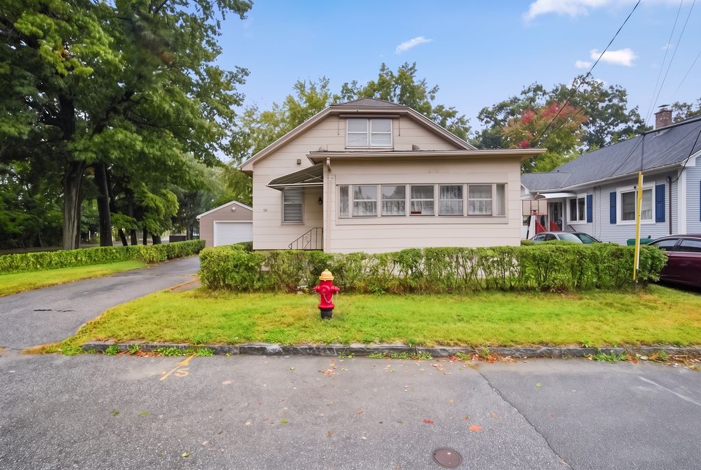 96 Stewart St, Chicopee, MA 01020