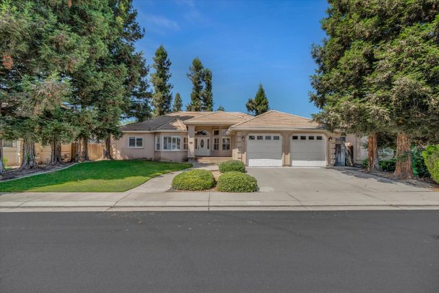 2424 Thaddeous Dr, Escalon, CA 95320