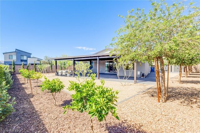 4228 Orchard Run Avenue, Las Vegas, NV 89141