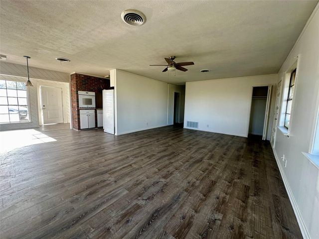2601 N Interstate 35 Highway S, Georgetown, TX 78628