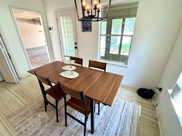 208 Gila Cliff DR, Pflugerville, TX 78660