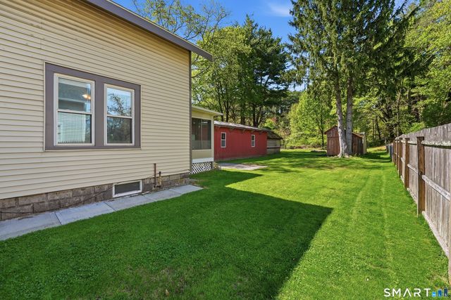 24 Park Street, Stafford, CT 06076