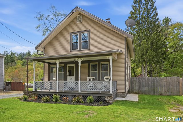 24 Park Street, Stafford, CT 06076