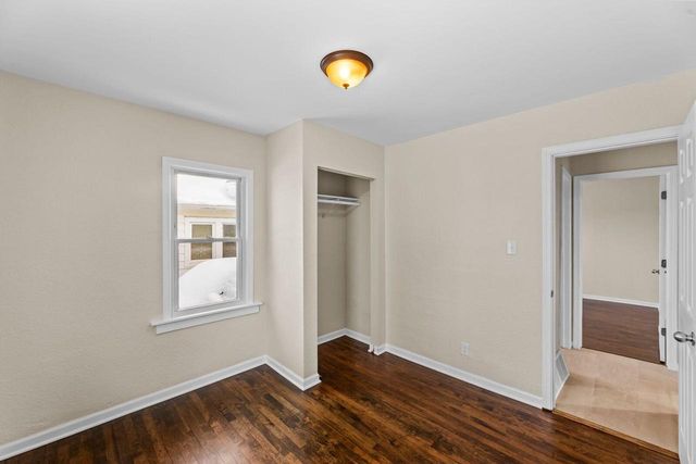 2155 S 89th STREET, West Allis, WI 53227