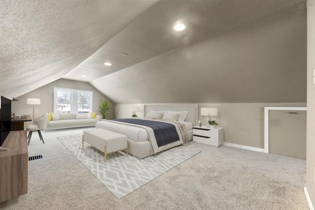 2155 S 89th STREET, West Allis, WI 53227