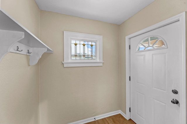 2155 S 89th STREET, West Allis, WI 53227