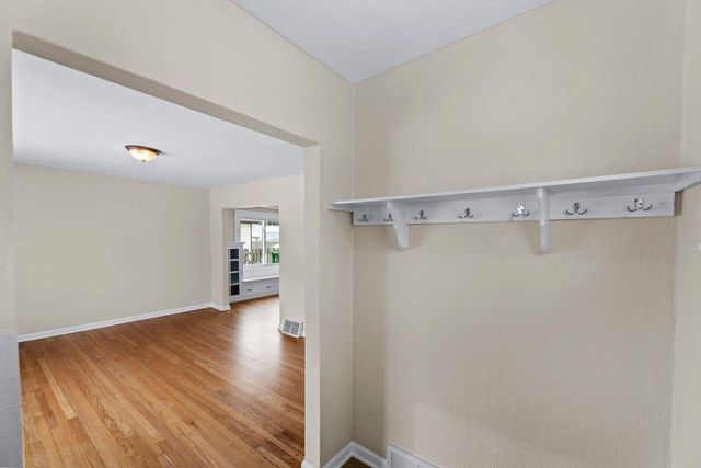 2155 S 89th STREET, West Allis, WI 53227