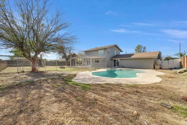 547 N Fillmore Avenue, Rialto, CA 92376