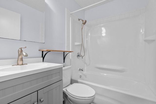 404 Saint Charles Court Court, Charleston, SC 29407