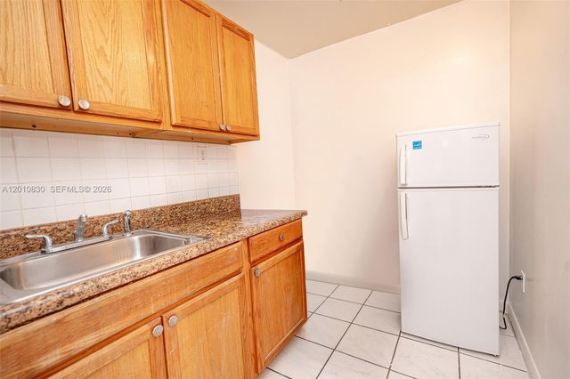 18010 NW 48th Ct, Miami Gardens, FL 33055