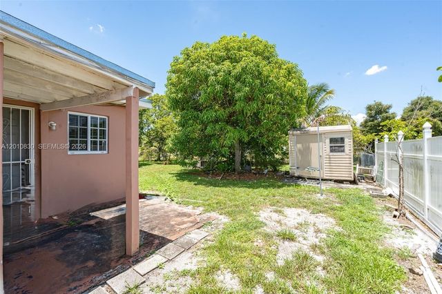 18010 NW 48th Ct, Miami Gardens, FL 33055