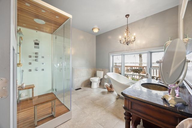 5000 Tuxedo Boulevard, Mound, MN 55364