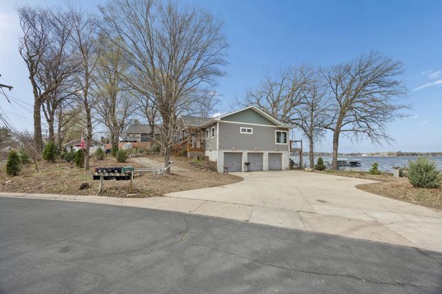 5000 Tuxedo Boulevard, Mound, MN 55364