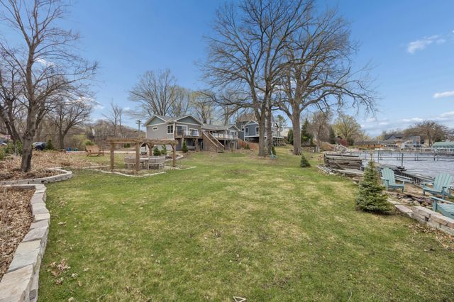 5000 Tuxedo Boulevard, Mound, MN 55364