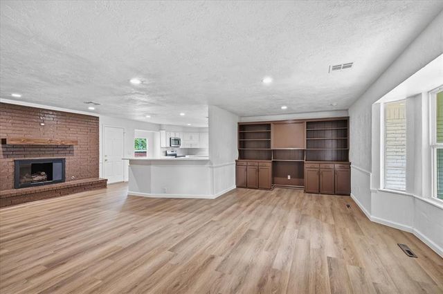 6701 N Woodward Avenue, Oklahoma City, OK 73116