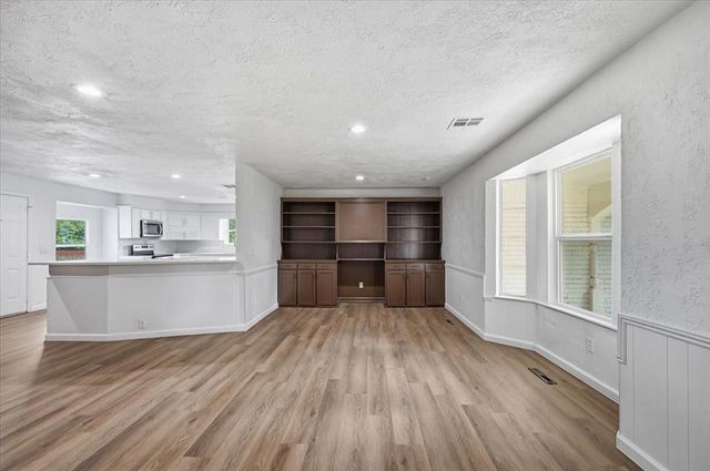 6701 N Woodward Avenue, Oklahoma City, OK 73116