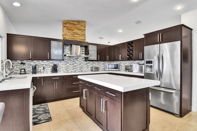 13241 SW 104th Ave, Miami, FL 33176