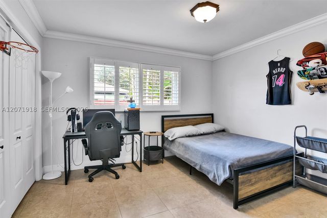 13241 SW 104th Ave, Miami, FL 33176