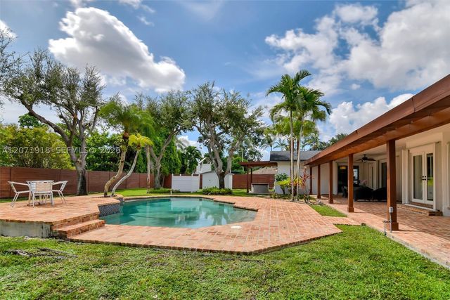 13241 SW 104th Ave, Miami, FL 33176