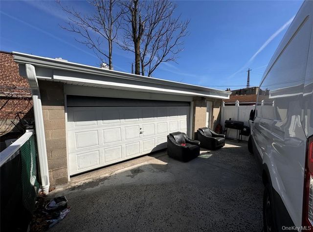 69-21 49th Avenue, Woodside, NY 11377