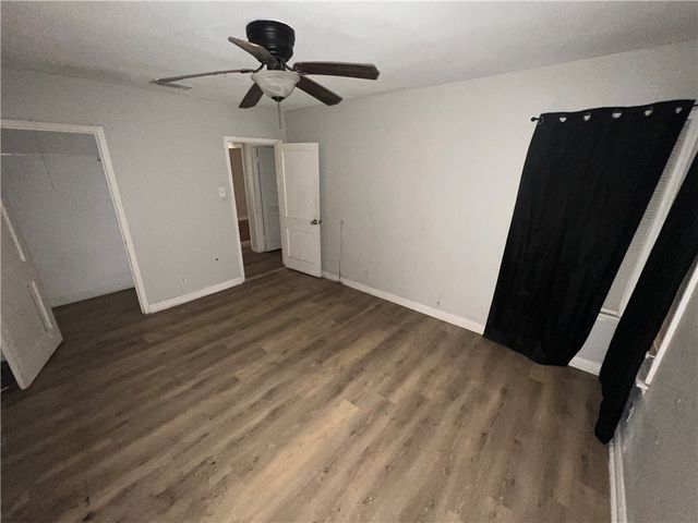 4031 W Vanderbilt Dr, Corpus Christi, TX 78415