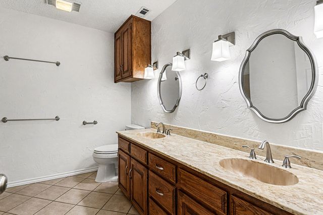 8809 Random Road, Fort Worth, TX 76179