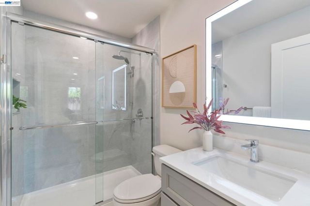 481 Swallow Ct, Livermore, CA 94551