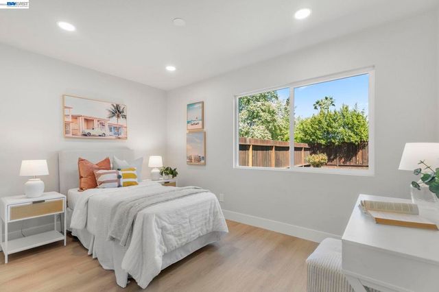 481 Swallow Ct, Livermore, CA 94551