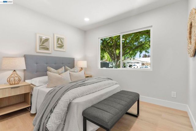 481 Swallow Ct, Livermore, CA 94551