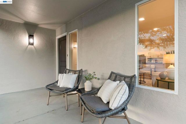 481 Swallow Ct, Livermore, CA 94551