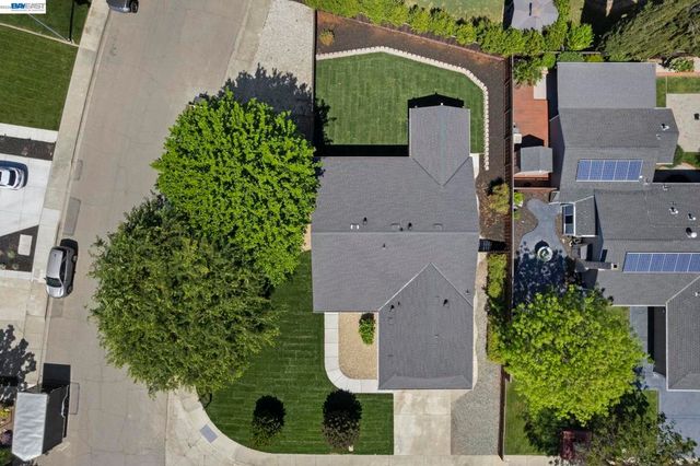 481 Swallow Ct, Livermore, CA 94551