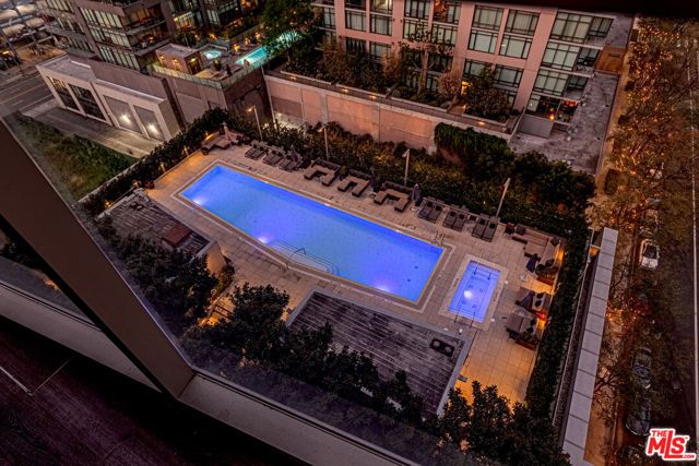 1155 S Grand Avenue 1317, Los Angeles, CA 90015