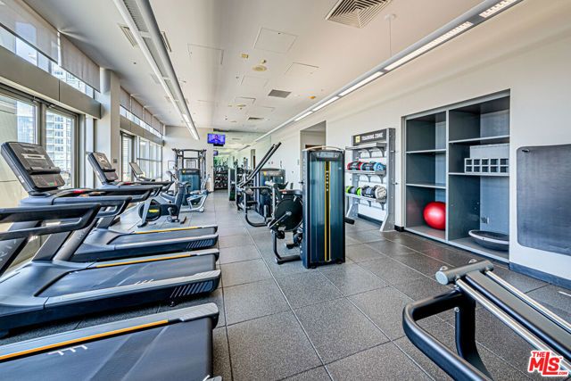 1155 S Grand Avenue 1317, Los Angeles, CA 90015