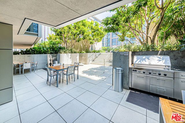 1155 S Grand Avenue 1317, Los Angeles, CA 90015