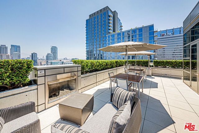 1155 S Grand Avenue 1317, Los Angeles, CA 90015