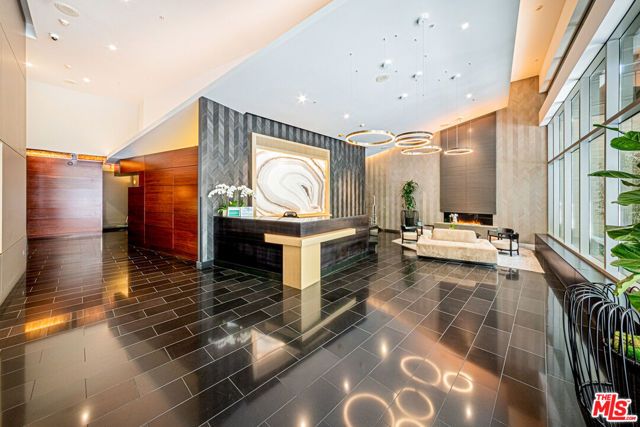 1155 S Grand Avenue 1317, Los Angeles, CA 90015