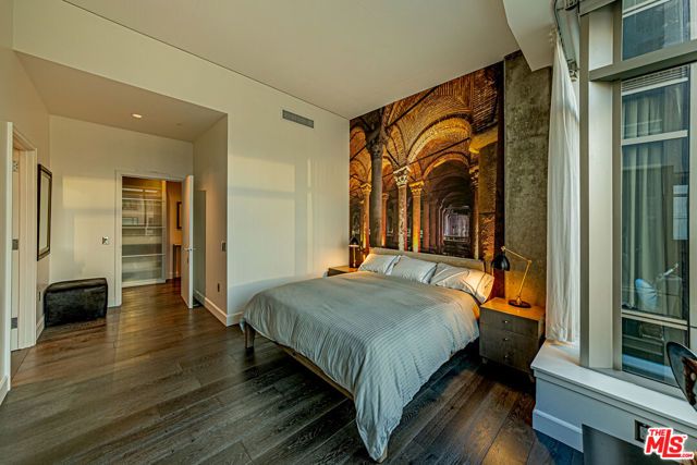 1155 S Grand Avenue 1317, Los Angeles, CA 90015