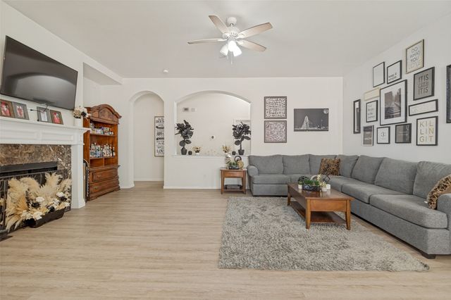 2442 Lost Mesa, Grand Prairie, TX 75052