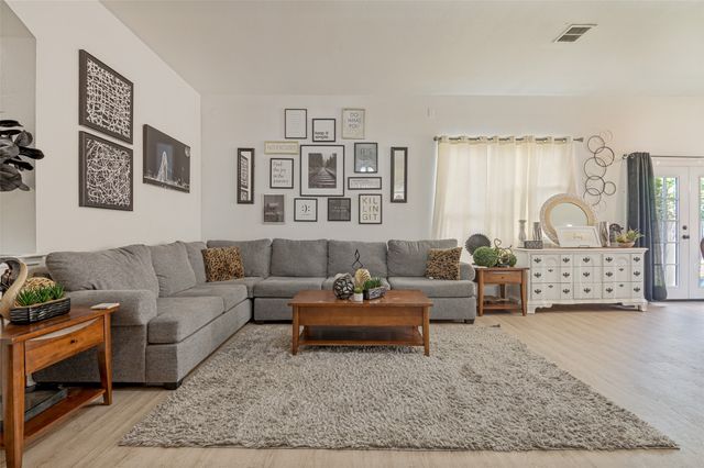 2442 Lost Mesa, Grand Prairie, TX 75052
