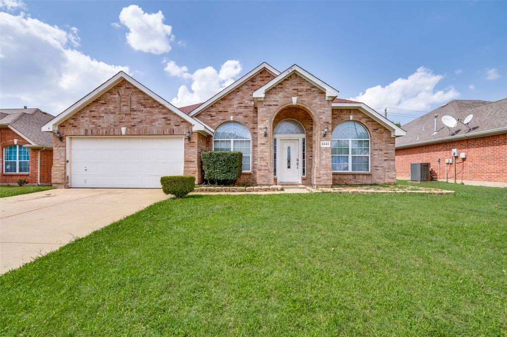 2442 Lost Mesa, Grand Prairie, TX 75052