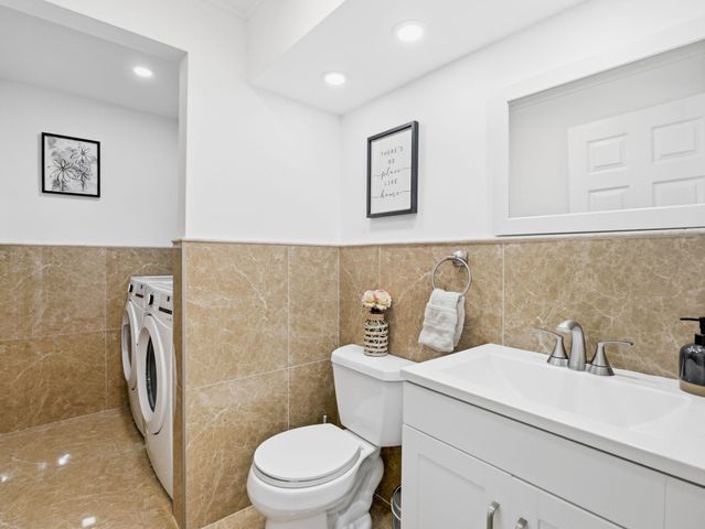 3 Arlington Street, Merrimack, NH 03054
