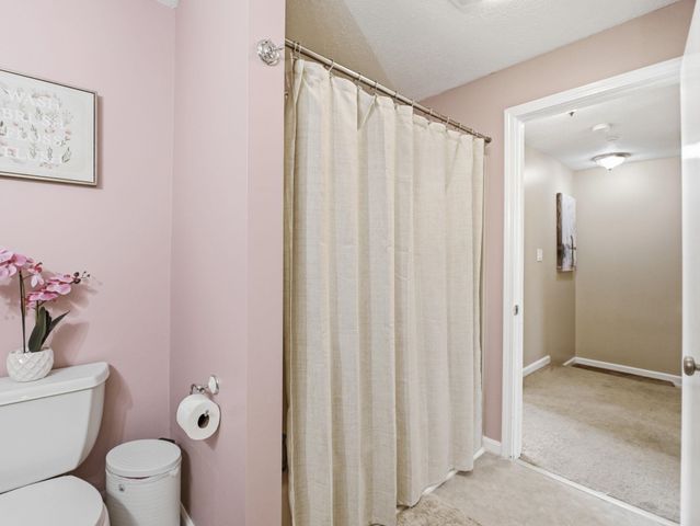 3 Arlington Street, Merrimack, NH 03054