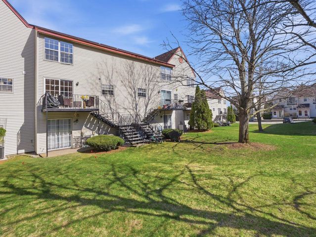 3 Arlington Street, Merrimack, NH 03054