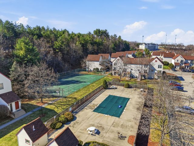 3 Arlington Street, Merrimack, NH 03054